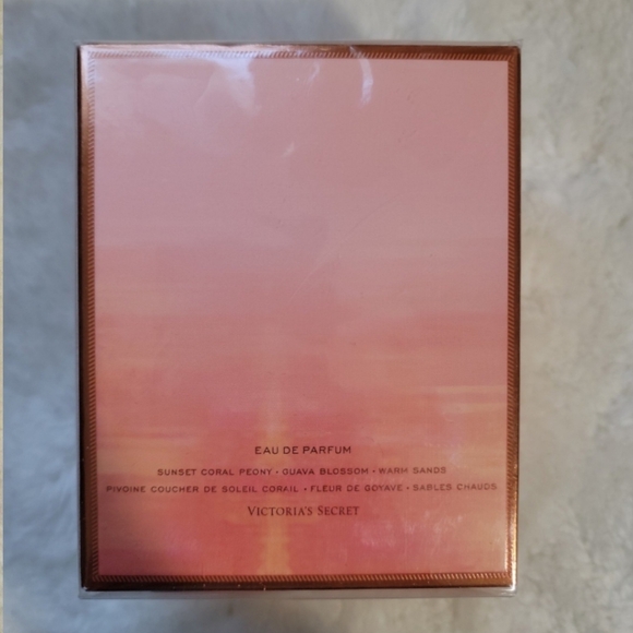 Victoria's Secret Bombshell Sundrenched  EDP 1.7 FL OZ NIB - Picture 2 of 3